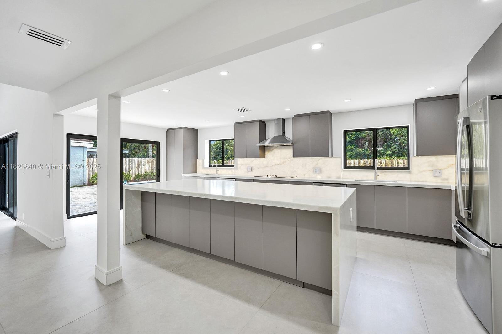 7340 Andorra Pl
