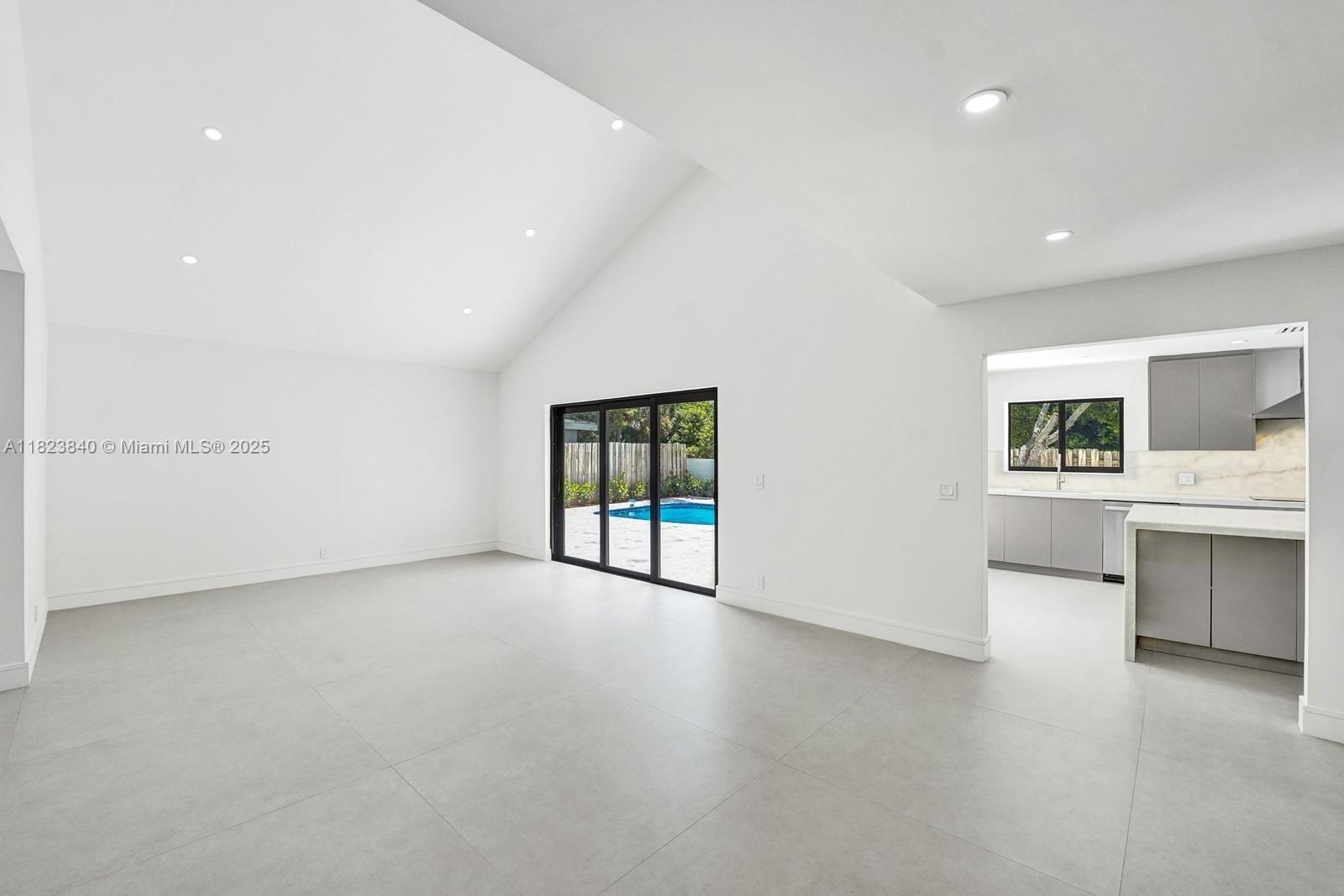 CAPTIVA - Residential
