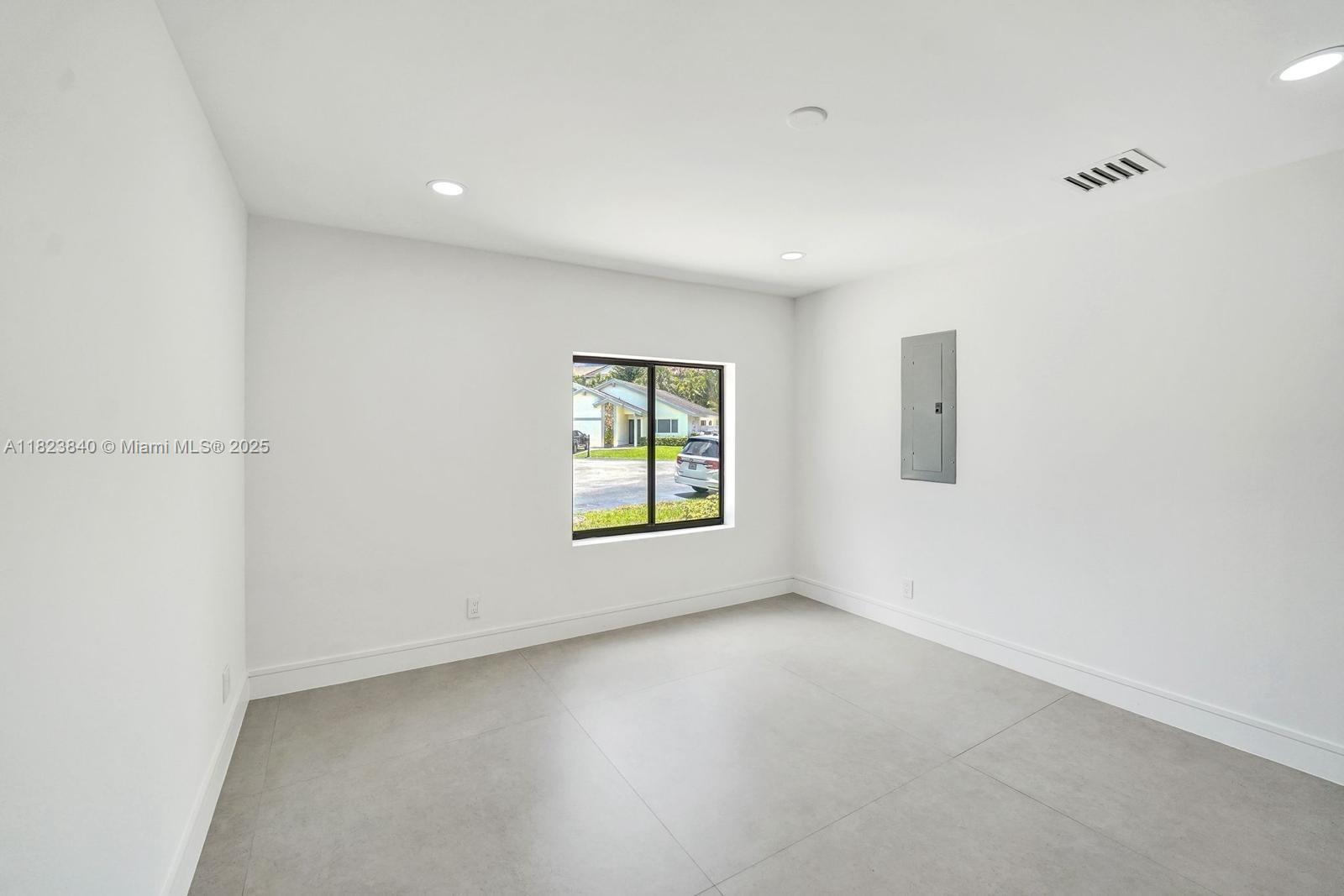CAPTIVA - Residential
