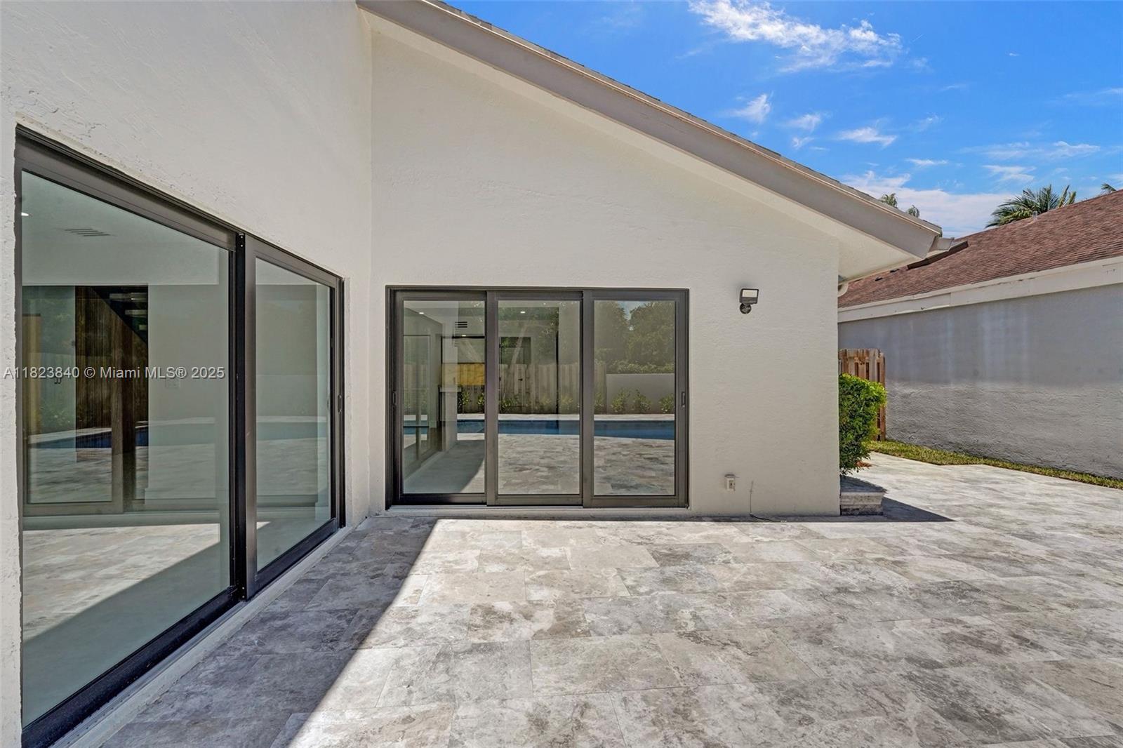 CAPTIVA - Residential