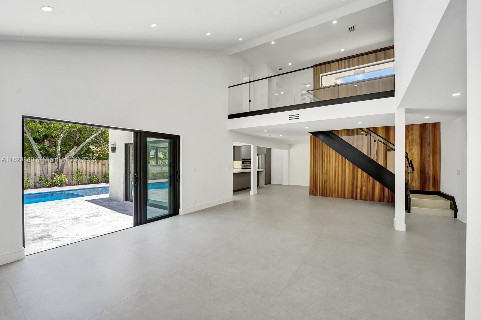 CAPTIVA - Residential