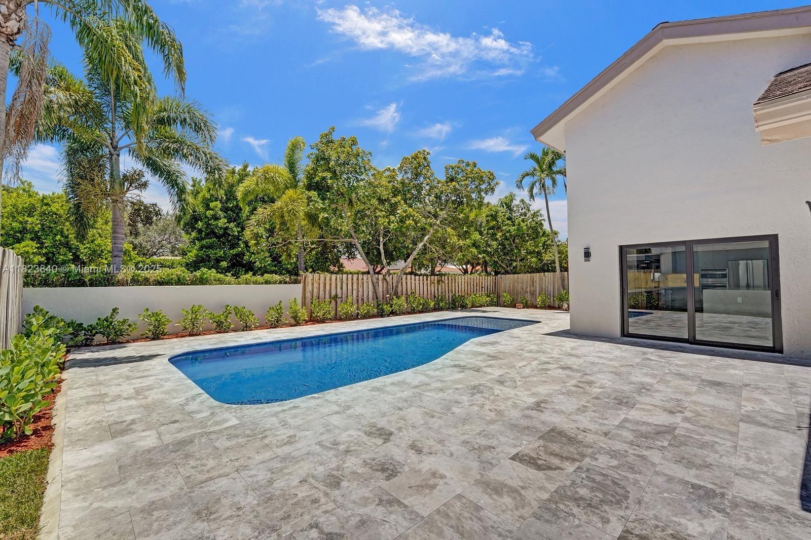 CAPTIVA - Residential