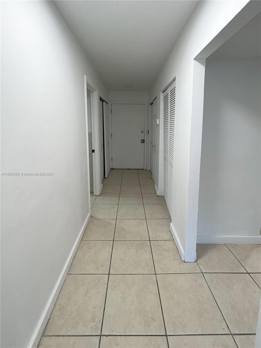 12215 W Dixie Hwy 106