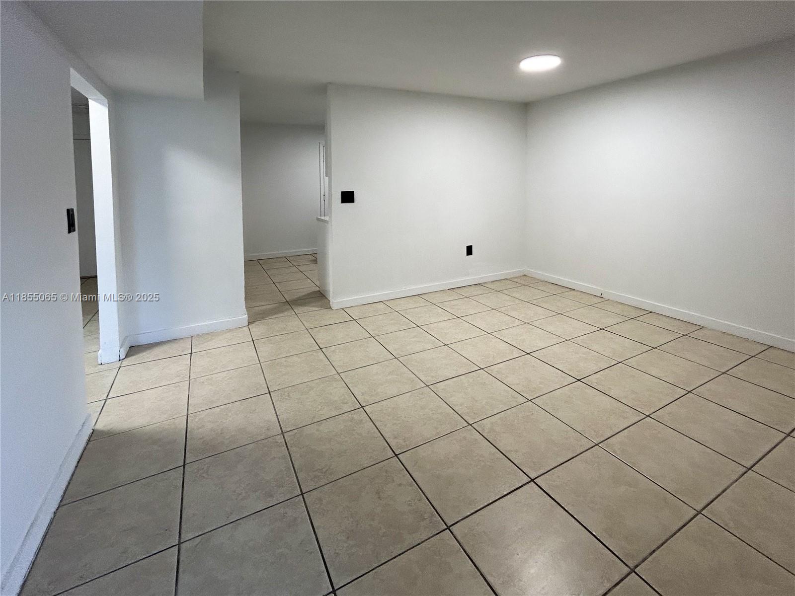 12215 W Dixie Hwy 106
