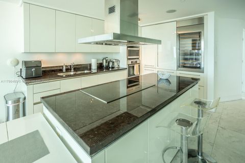 2950 NE 188th St 401 Aventura FL 33180