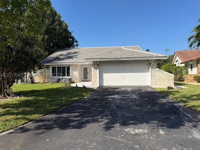 254 NW 107th Ter