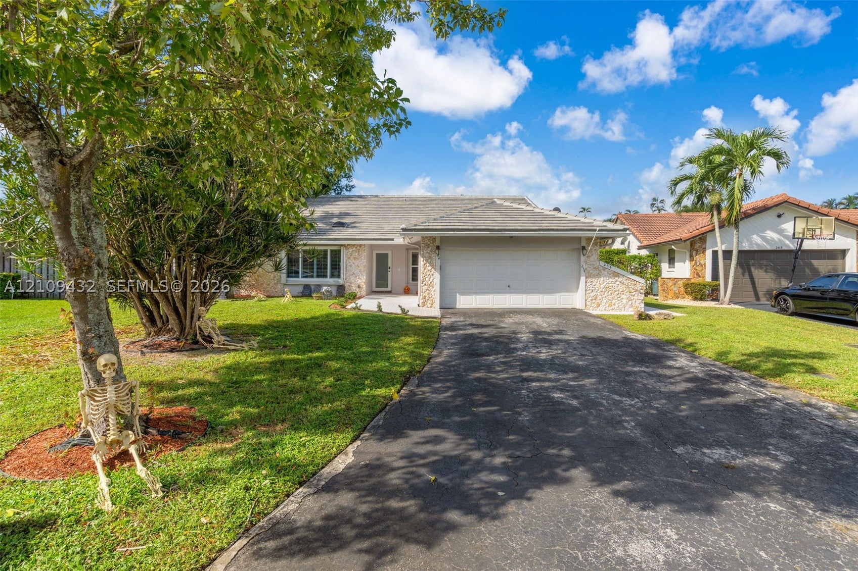 254 NW 107th Ter