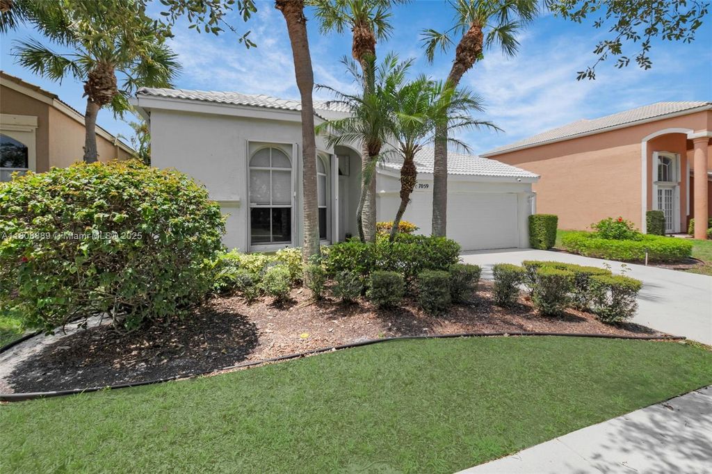 Photo of 7059 Copperfield Cir, Lake Worth, FL 33467 (MLS # A11808889)