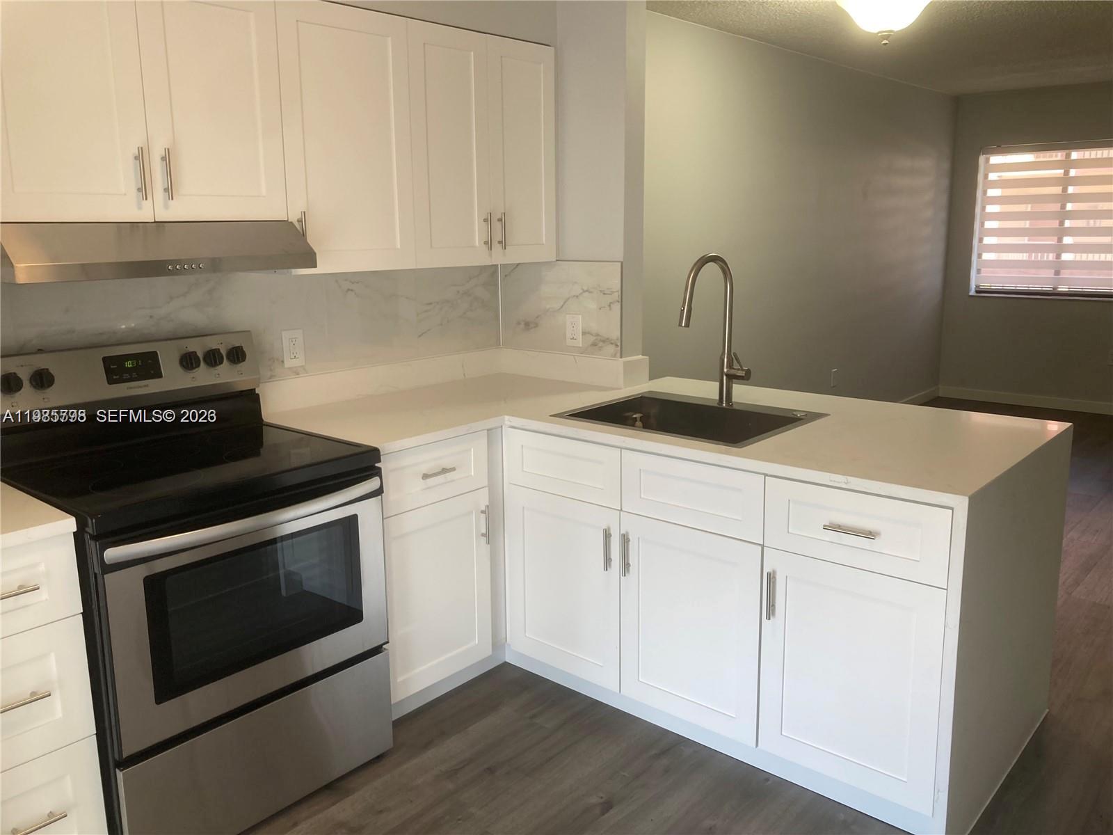 ALAMEDA TOWER I CONDO - Residential Lease