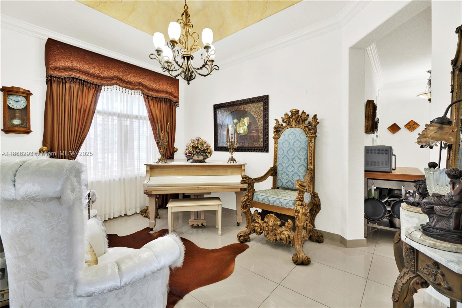 EDEN LAKE ESTATES - Residential