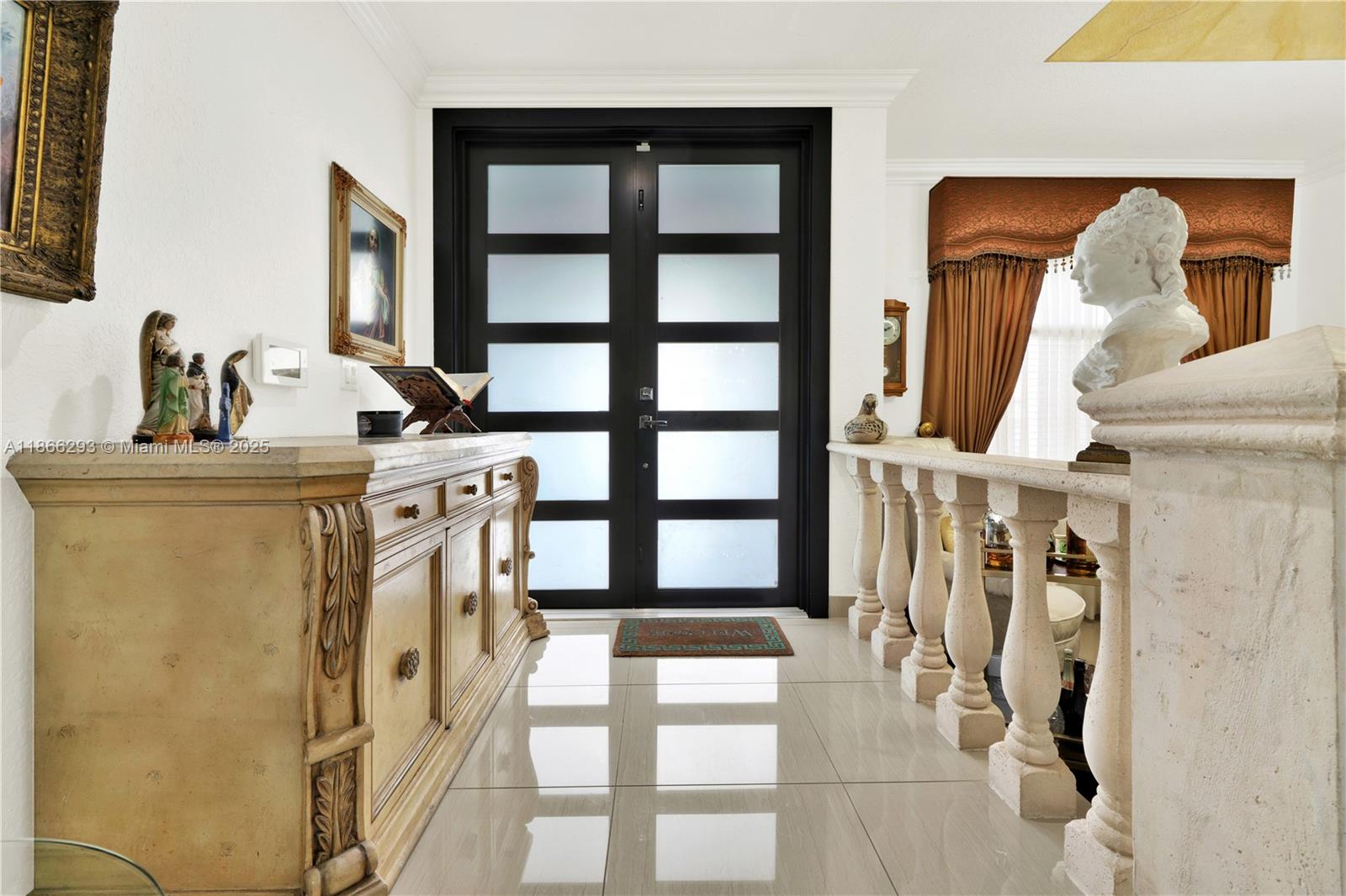 EDEN LAKE ESTATES - Residential