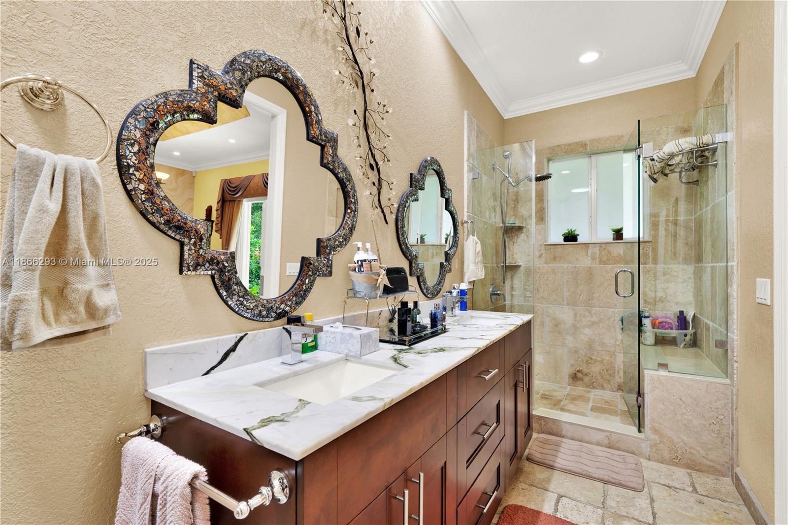 EDEN LAKE ESTATES - Residential