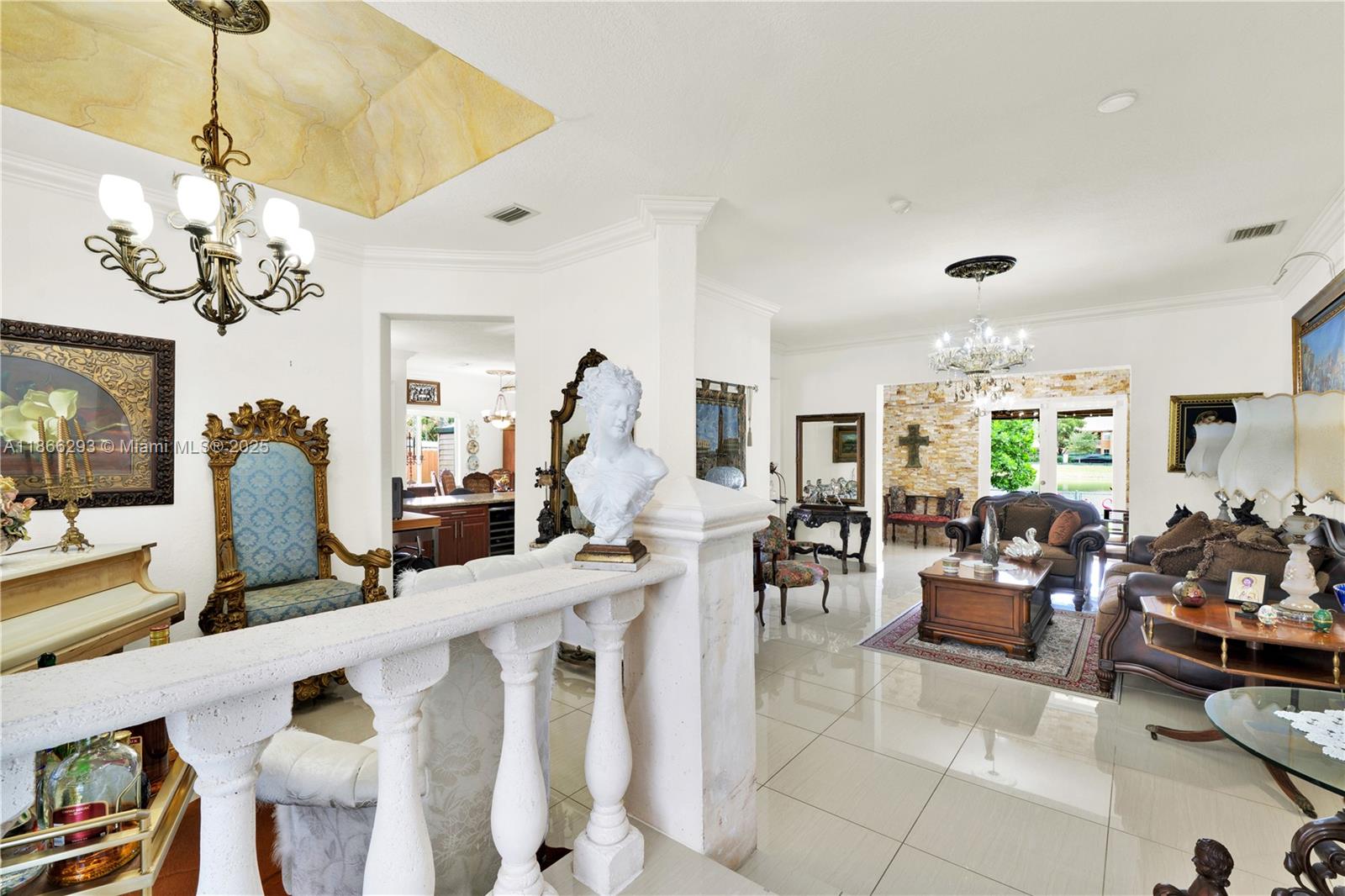 EDEN LAKE ESTATES - Residential