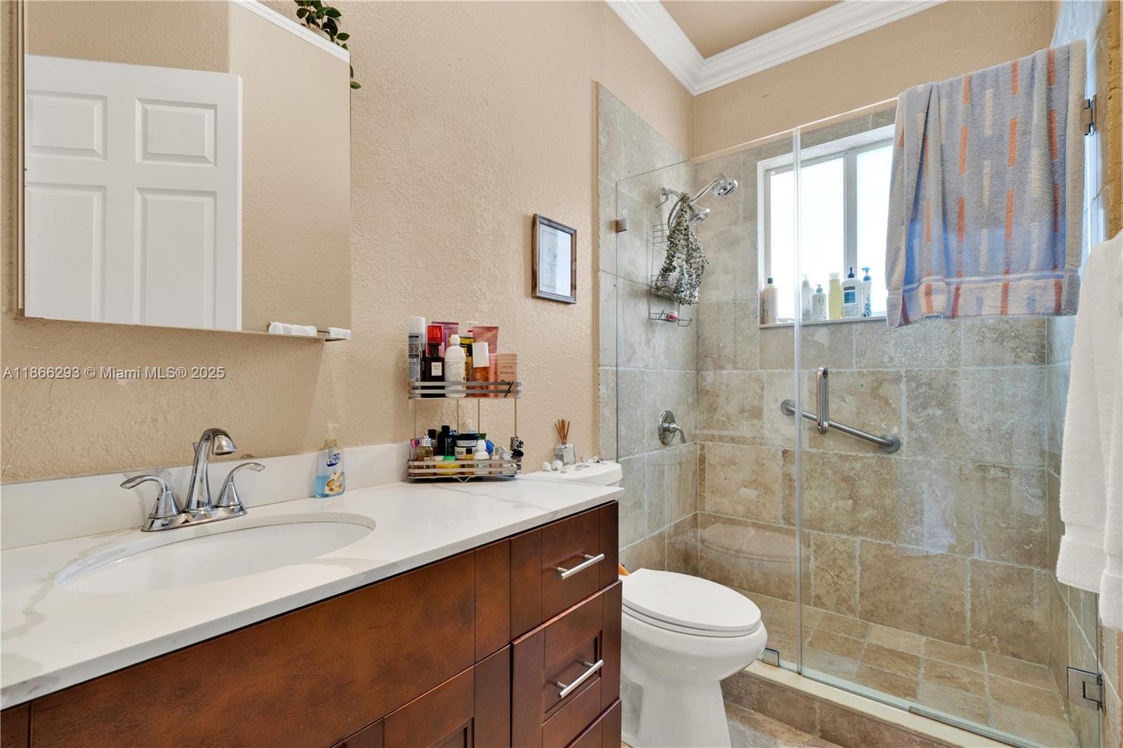 EDEN LAKE ESTATES - Residential