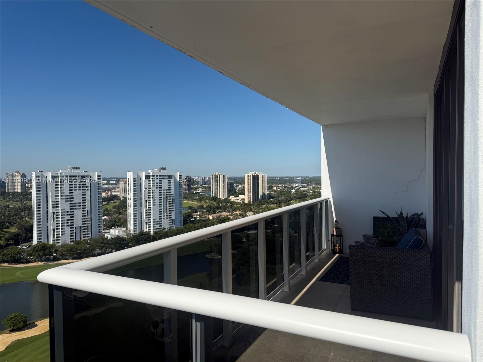 Rental Property at 3625 N Country Club Dr Ph5, Aventura, Miami-Dade County, Florida - Bedrooms: 1 
Bathrooms: 2  - $2,350 MO.