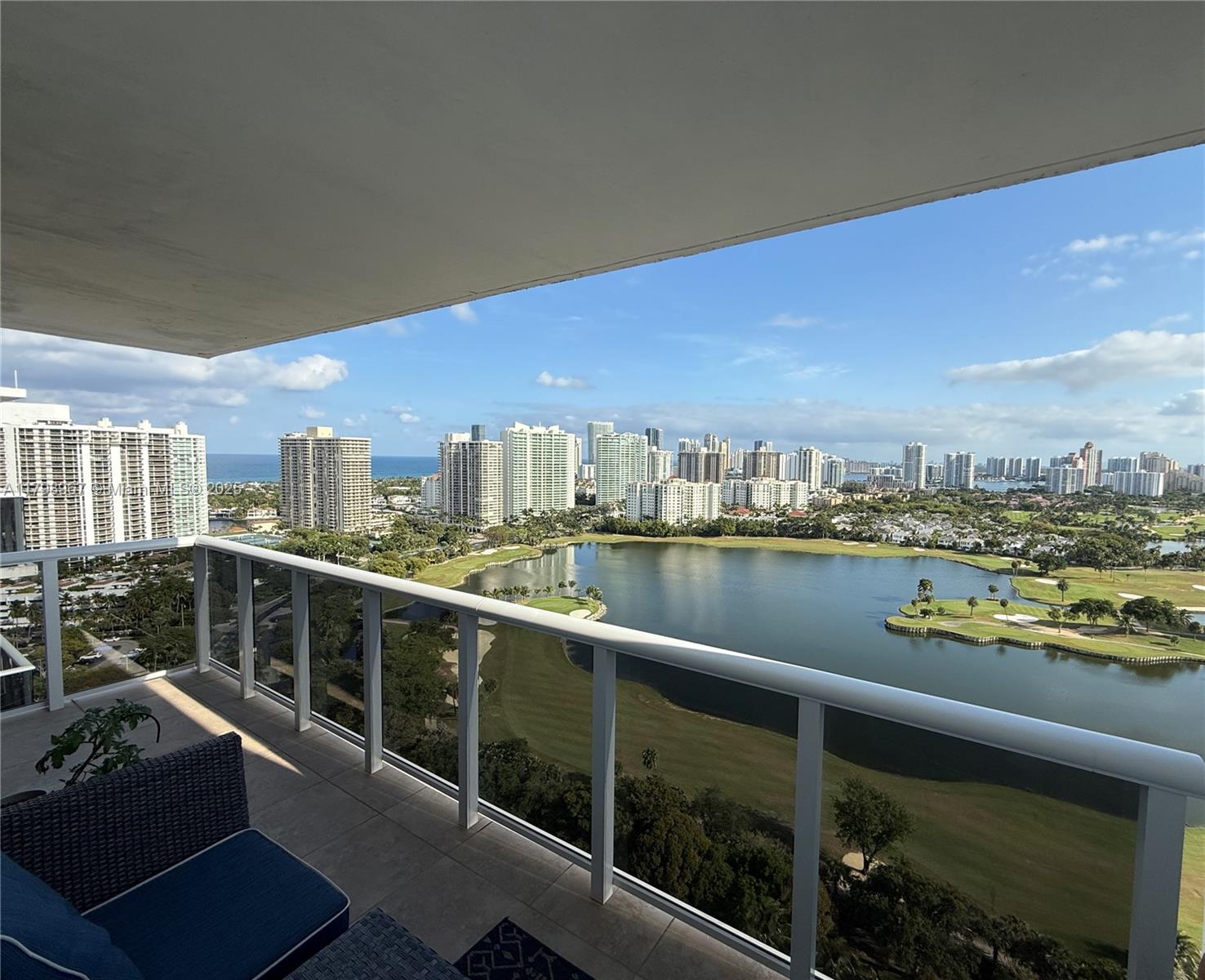 3625 N Country Club Dr PH5