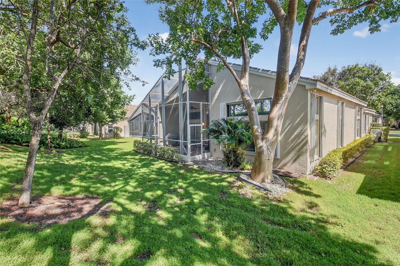 VALENCIA SHORES 5 - Residential