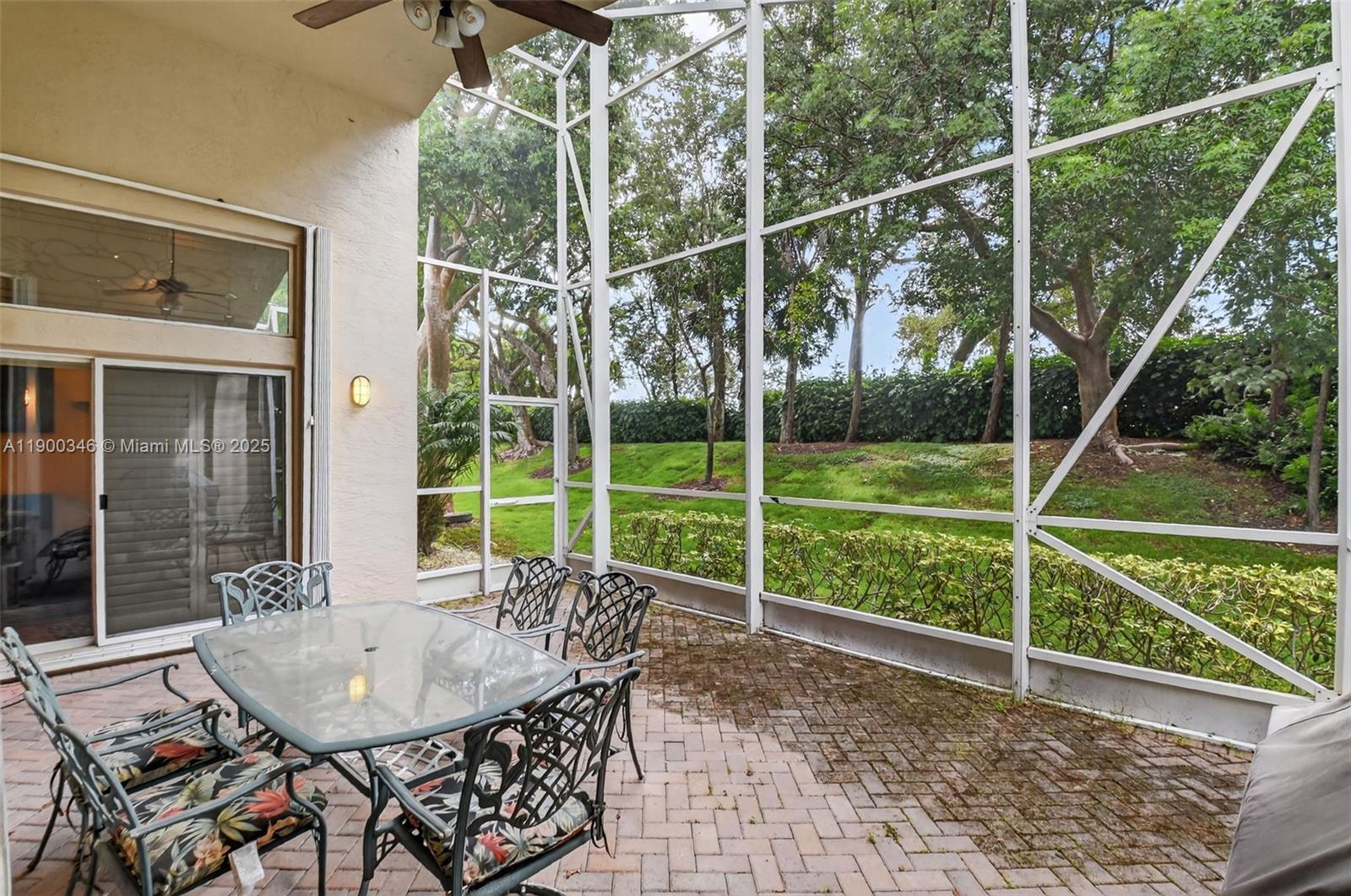 VALENCIA SHORES 5 - Residential