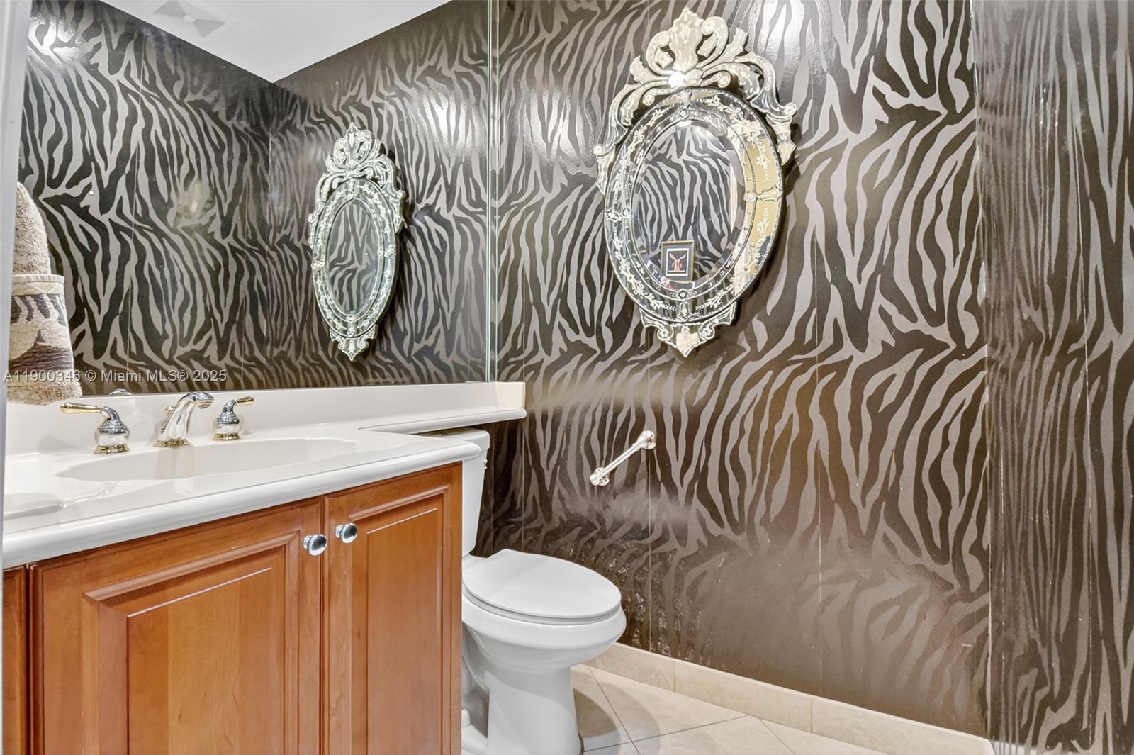 VALENCIA SHORES 5 - Residential