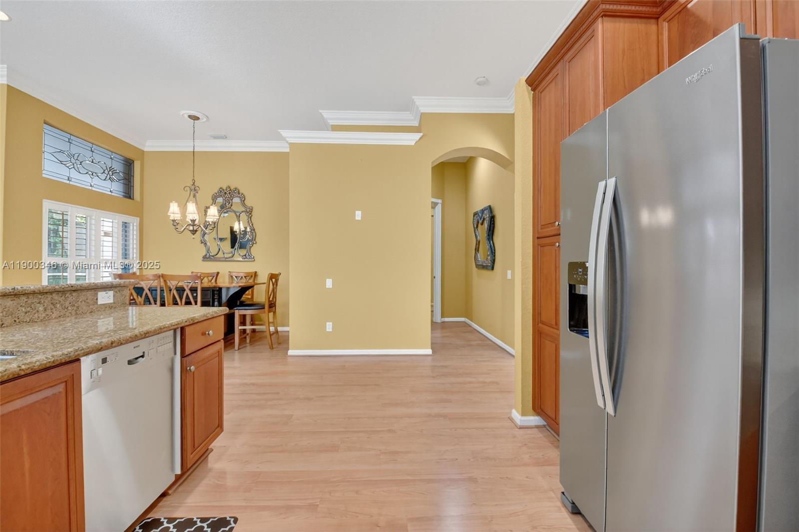 VALENCIA SHORES 5 - Residential