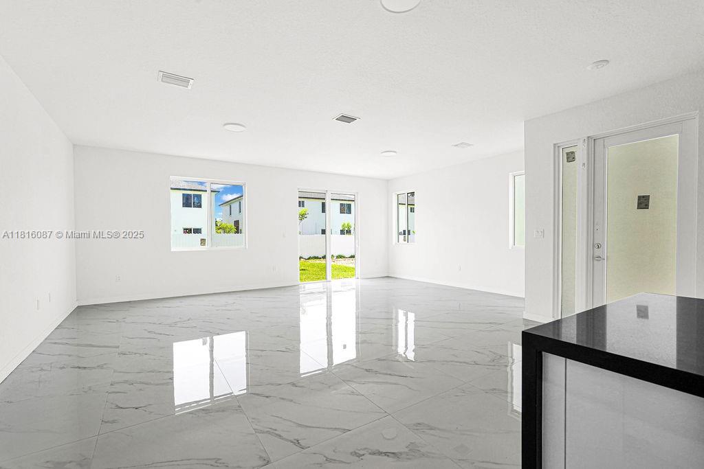 CHLOES ESTATES - Residential