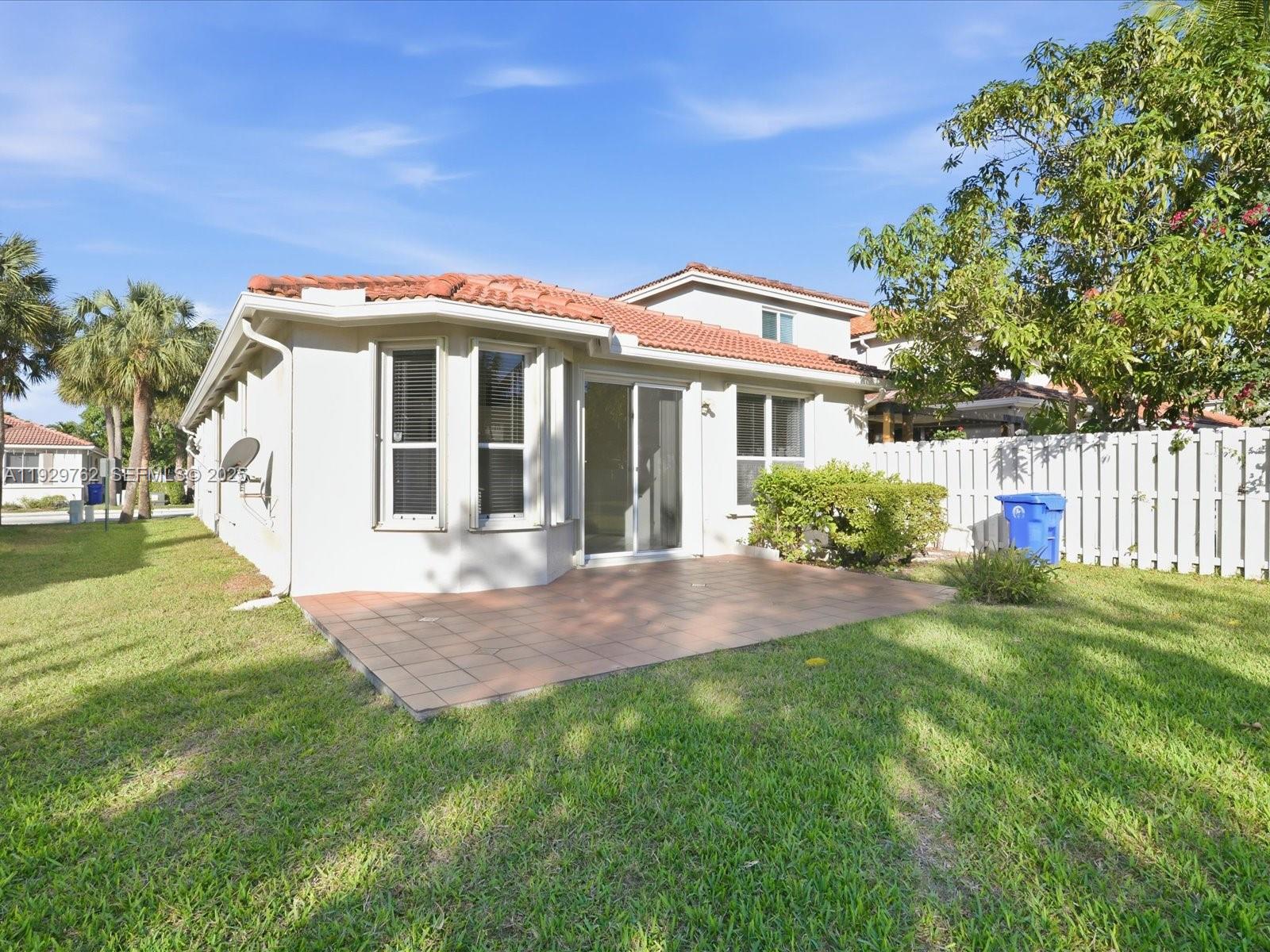 LOWELL'S LANDING - Residential Lease