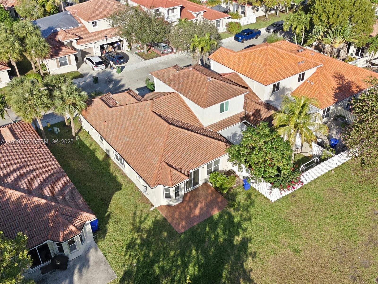 LOWELL'S LANDING - Residential Lease