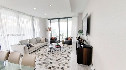 480 NE 31st St 4907 Miami FL 33137