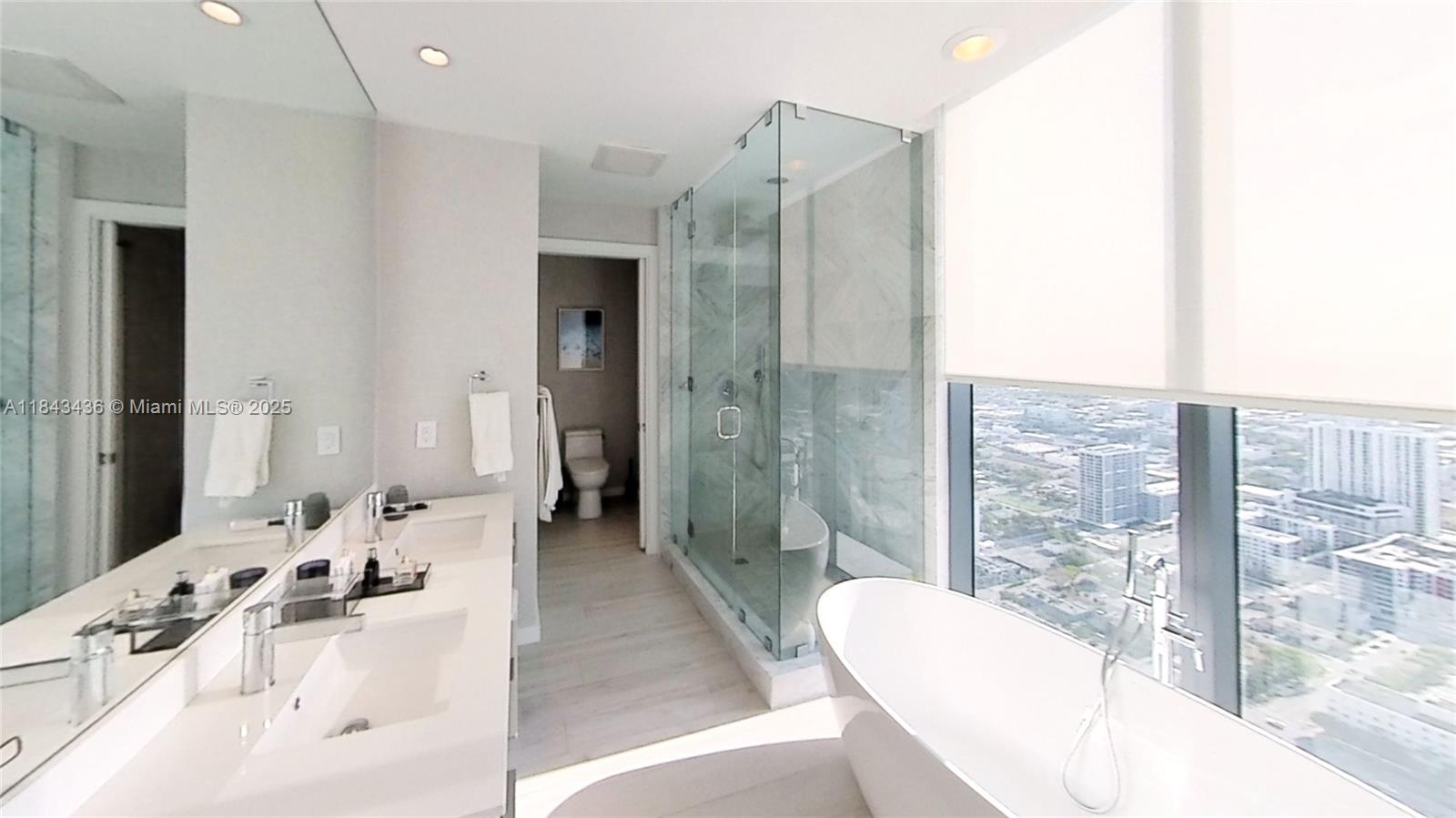 GRAN PARAISO CONDO - Residential Lease