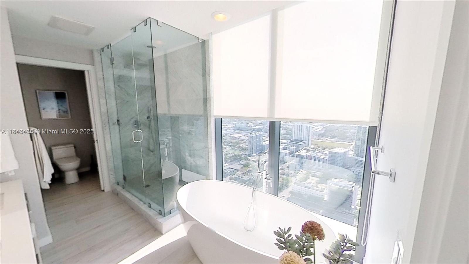 GRAN PARAISO CONDO - Residential Lease