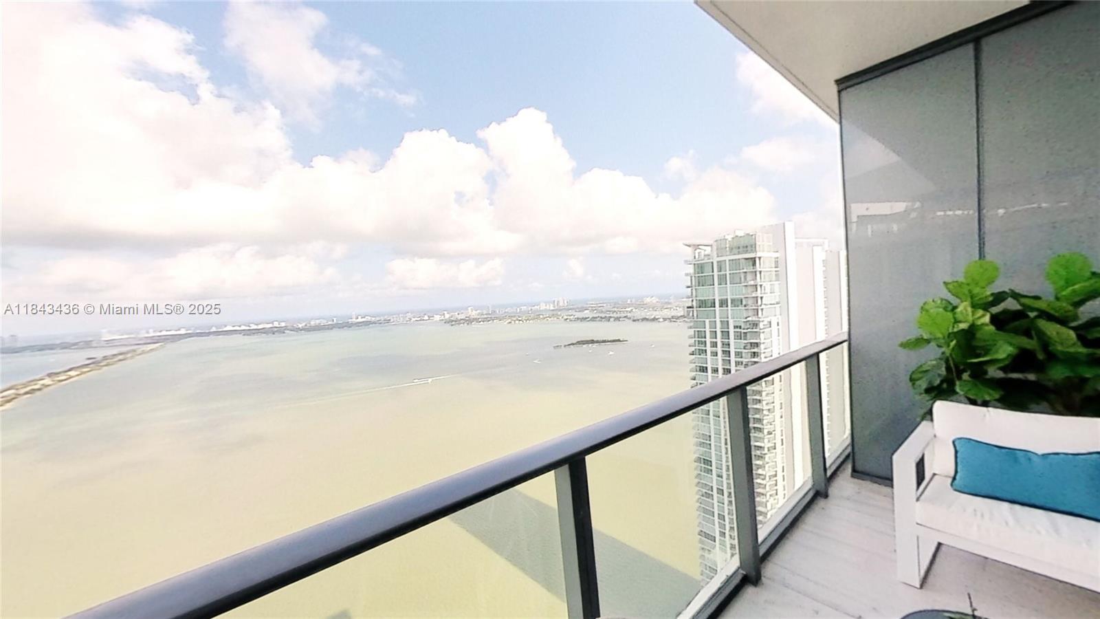 GRAN PARAISO CONDO - Residential Lease