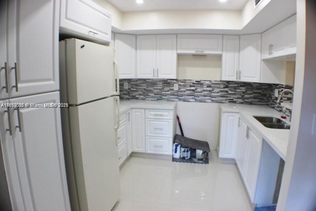 SUMMERSET CONDO PH I - Residential Lease