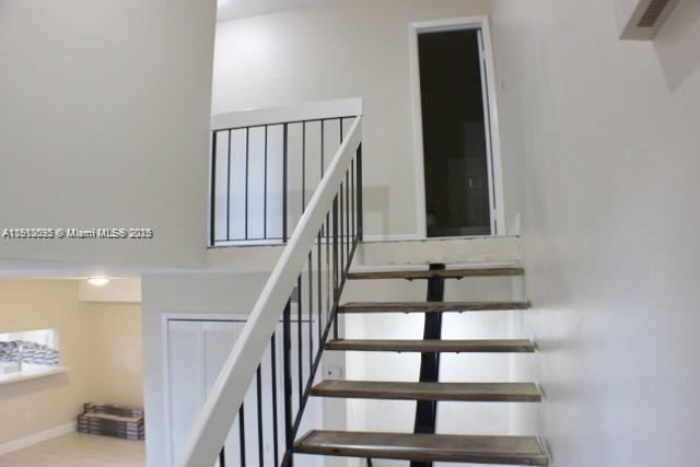 SUMMERSET CONDO PH I - Residential Lease