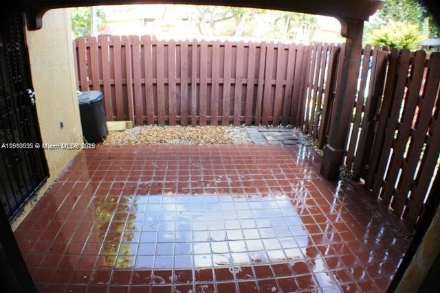 SUMMERSET CONDO PH I - Residential Lease