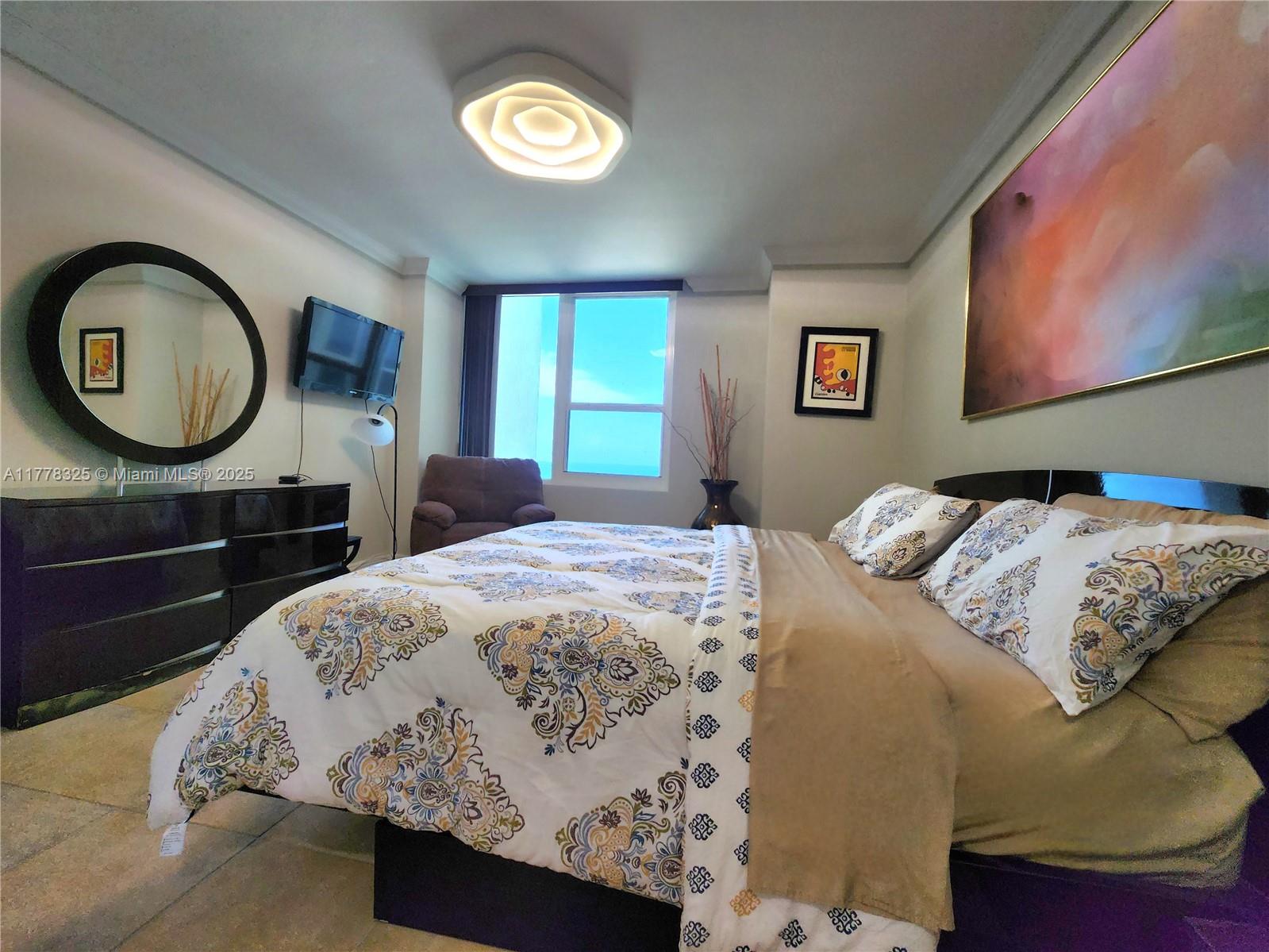 ALEXANDER TOWERS CONDO - Residential Lease