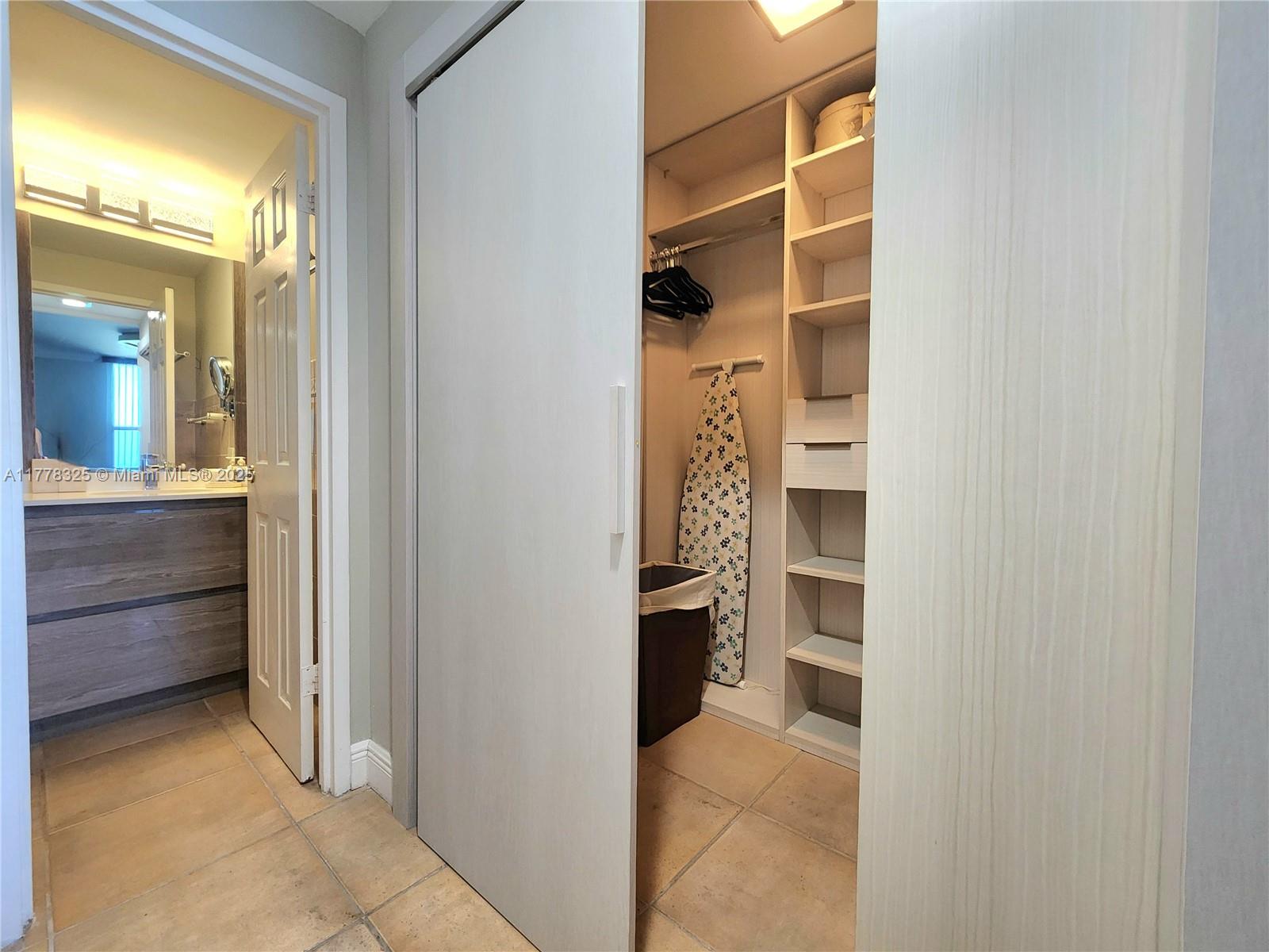 ALEXANDER TOWERS CONDO - Residential Lease