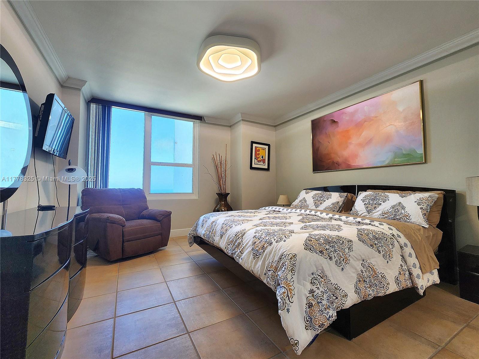 ALEXANDER TOWERS CONDO - Residential Lease