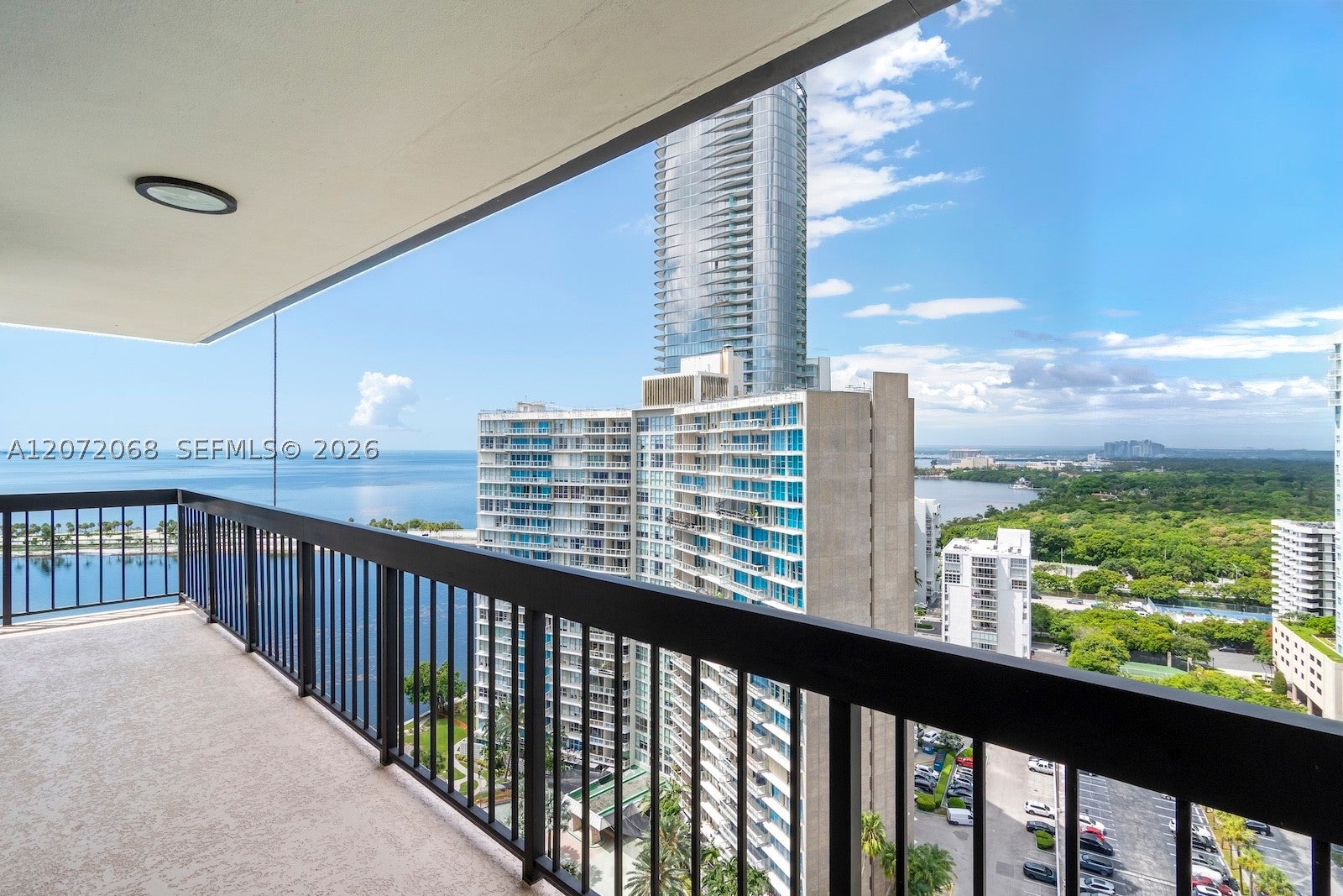 2333 Brickell Ave 2212