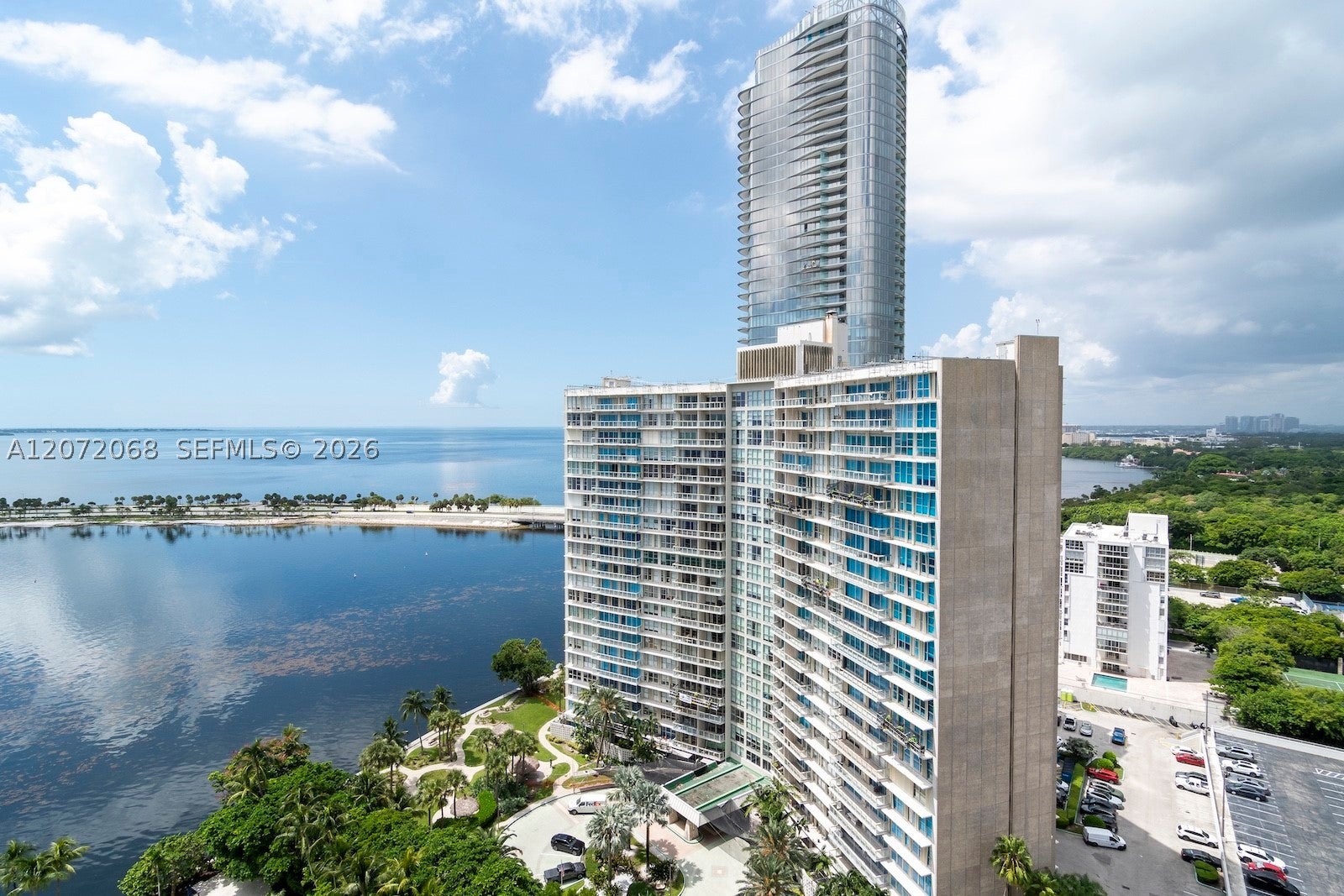 2333 Brickell Ave 2212