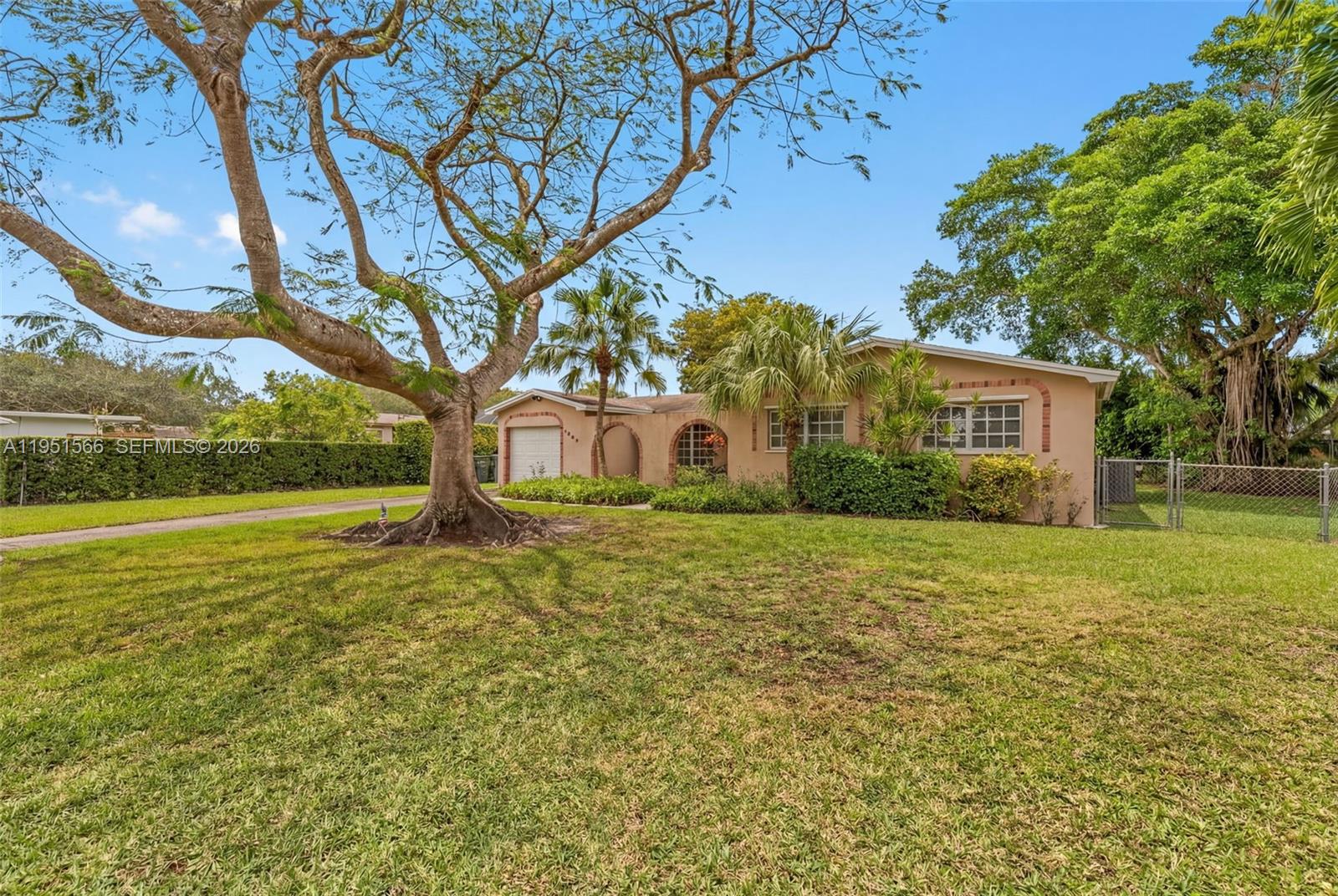 KENDALE SOUTH SEC 1 - Residential