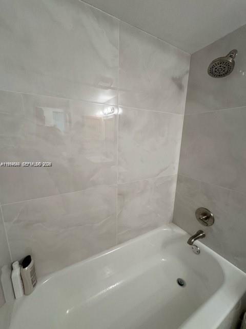 ALPINE LAKES - Residential Lease