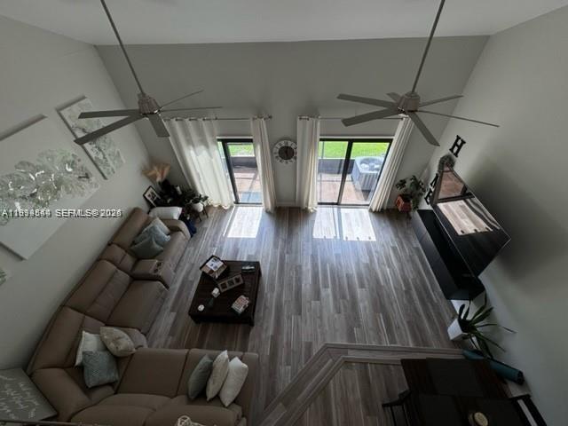 ALPINE LAKES - Residential Lease