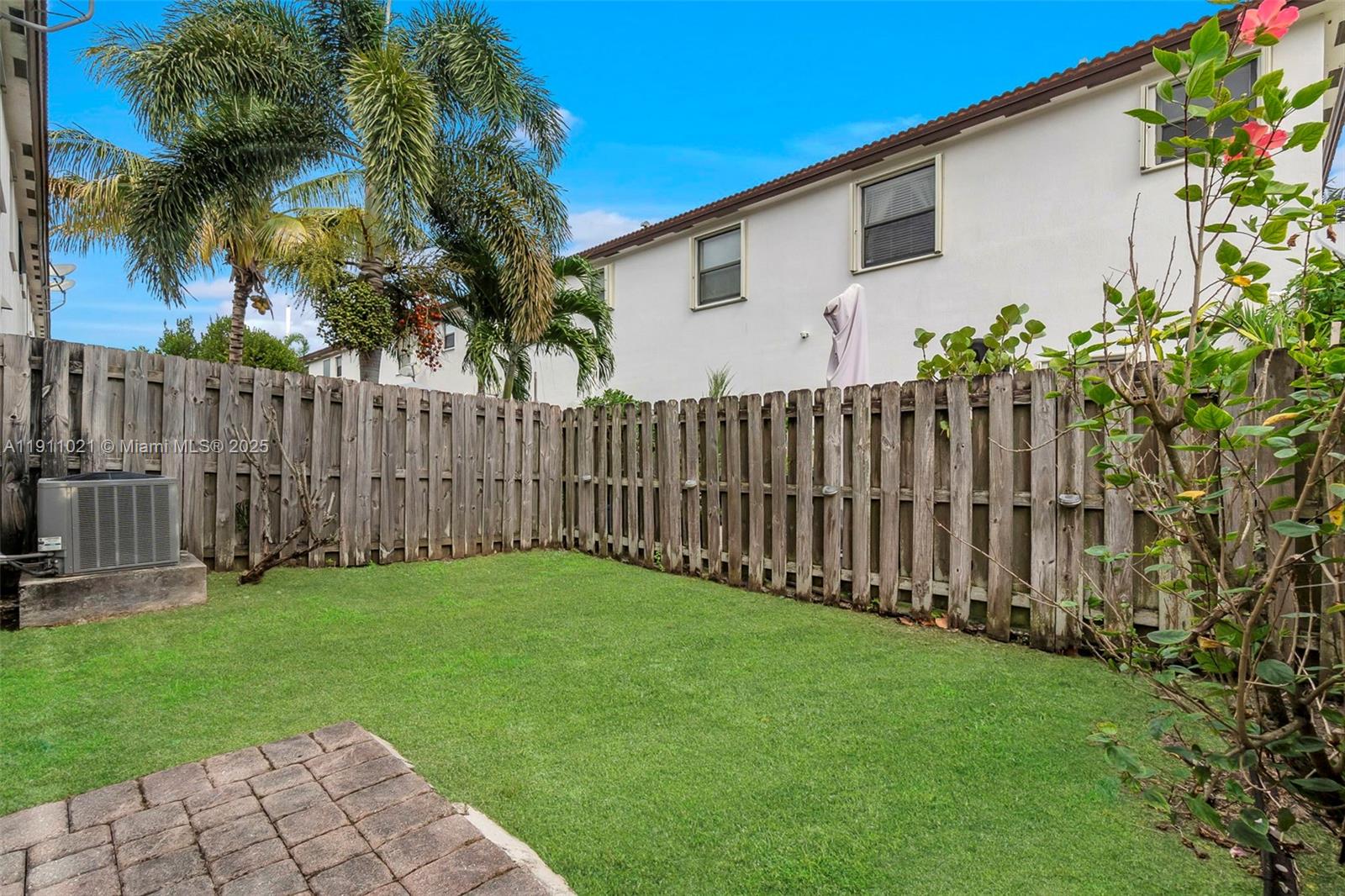 BAYWINDS OF IBIZA - Residential