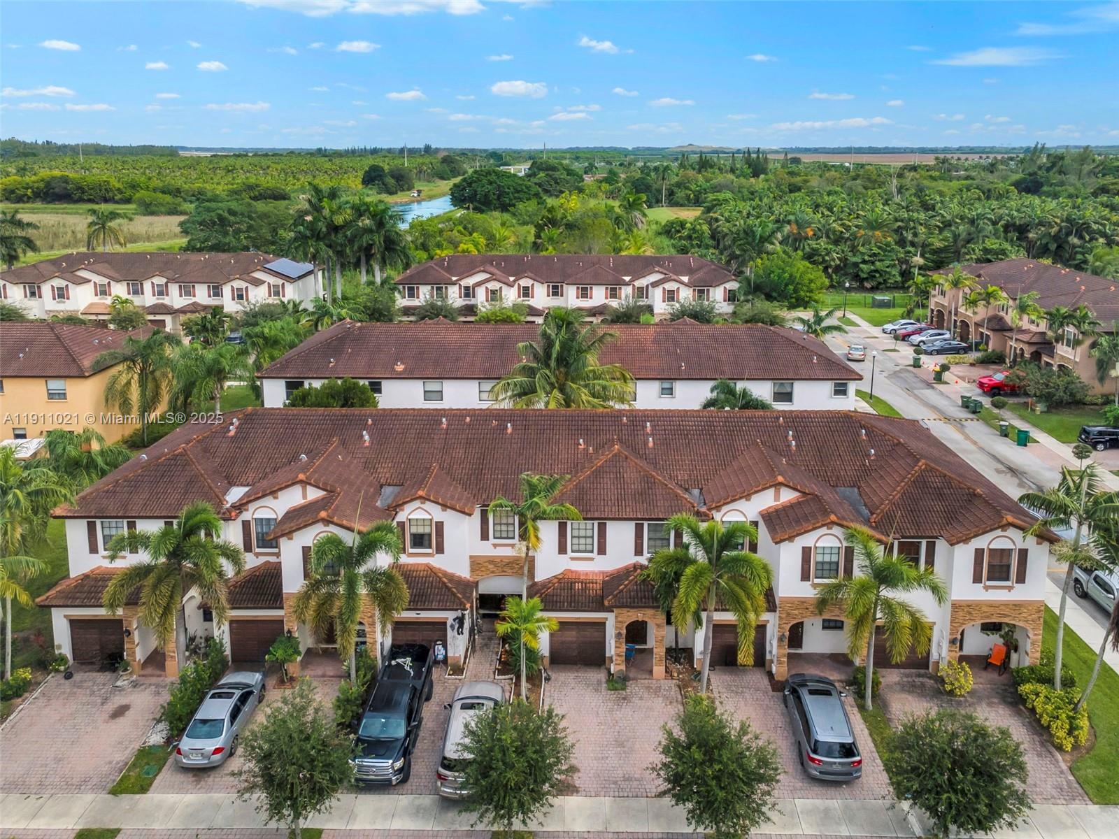 BAYWINDS OF IBIZA - Residential