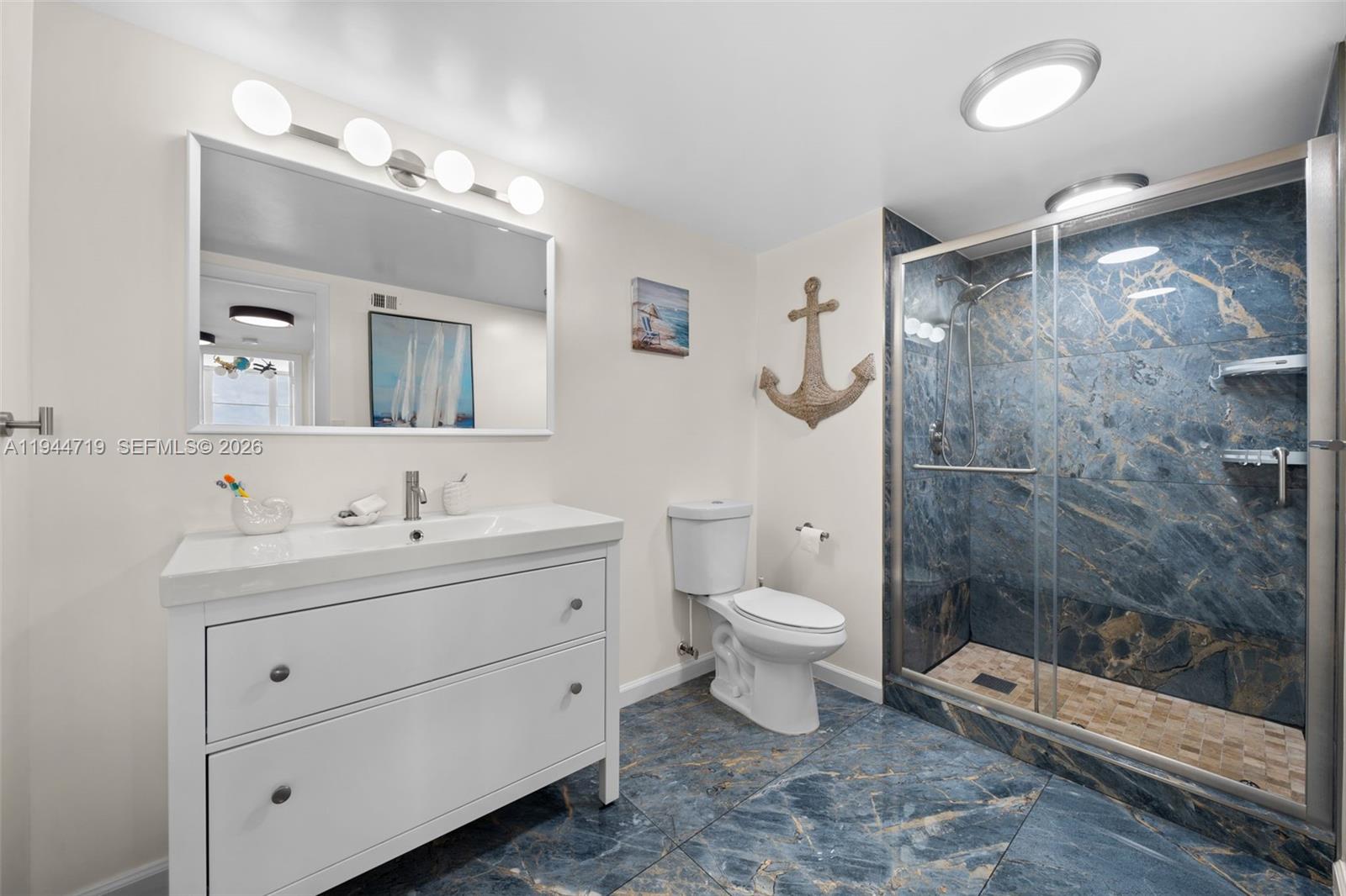 OLYMPUS CONDO PHASE - Residential