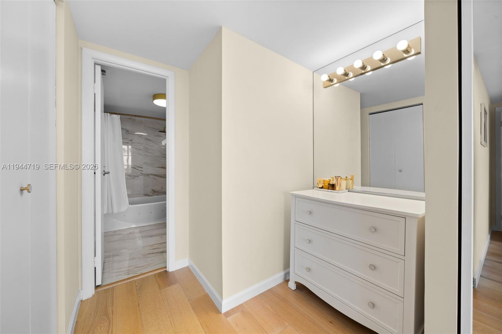 OLYMPUS CONDO PHASE - Residential