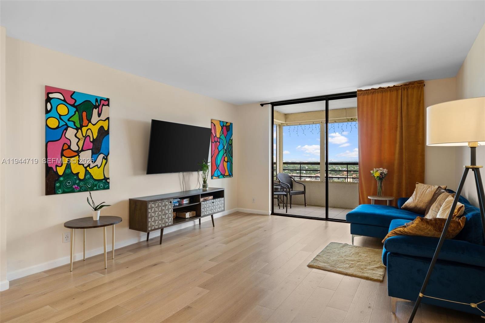 600 Three Islands Blvd 1403