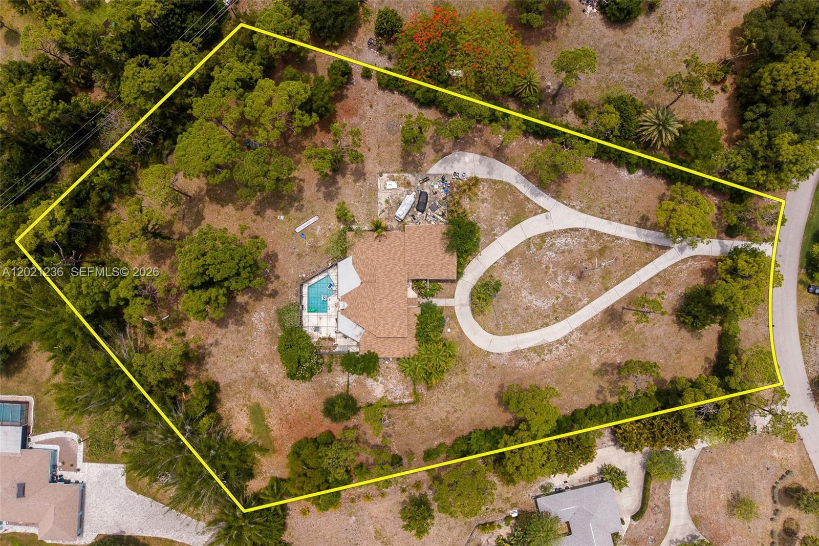 13746 Brynwood LN