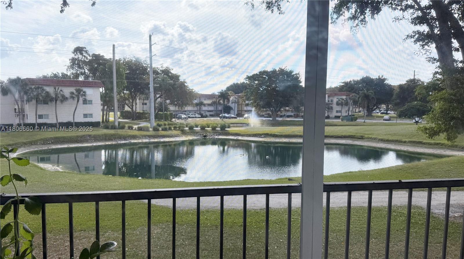 8970 S Hollybrook Blvd 202, Pembroke Pines, Miami-Dade County, Florida - 2 Bedrooms  
2 Bathrooms - 