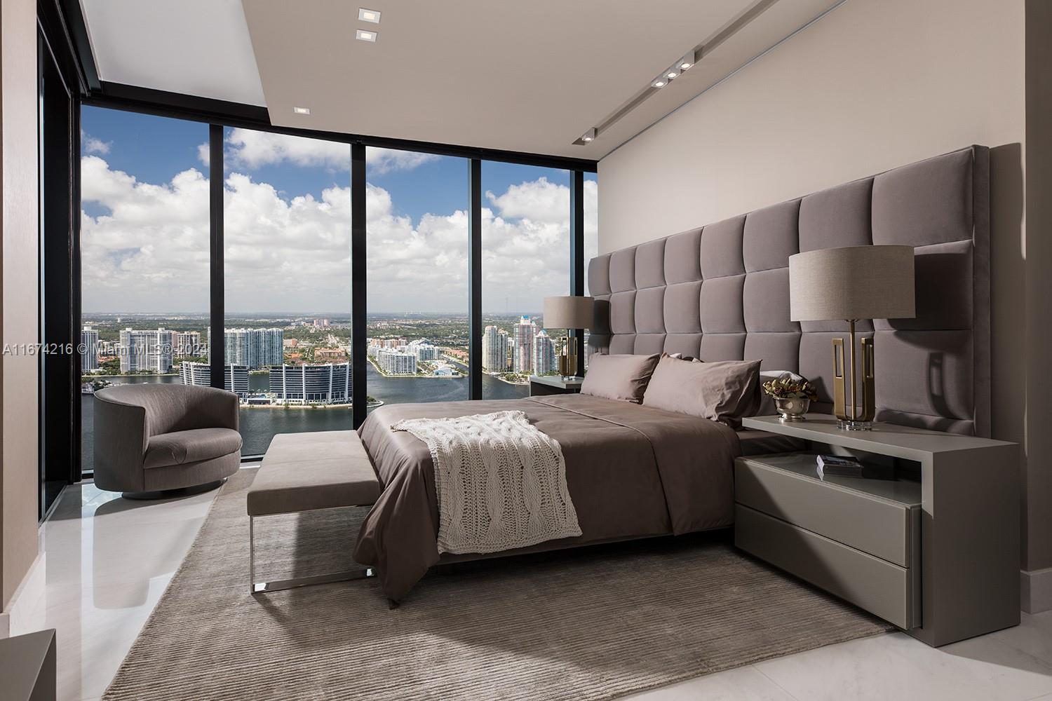 18555 COLLINS AVENUE COND - Residential